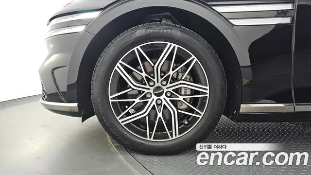 Genesis G90 Бензин 3.5 турбо AWD — Фото автомобиля 5