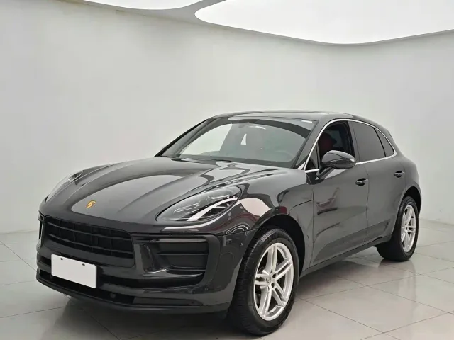 Фотография автомобиля — Porsche Macan