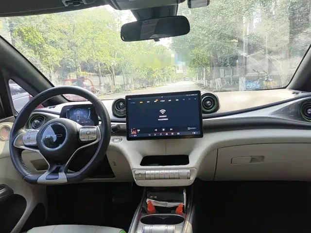 BYD Dolphin — Фото автомобиля 12