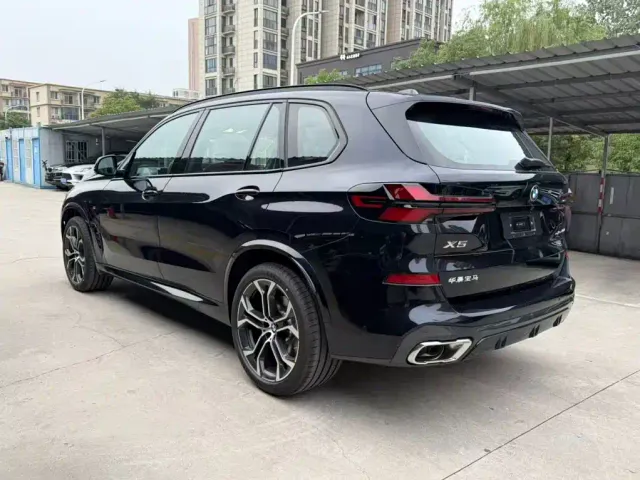 BMW X5 — Фото автомобиля 7