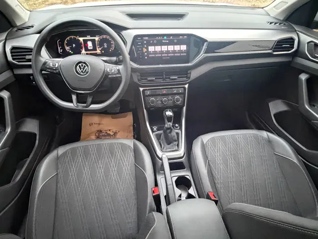 Volkswagen T-Cross — Фото автомобиля 10