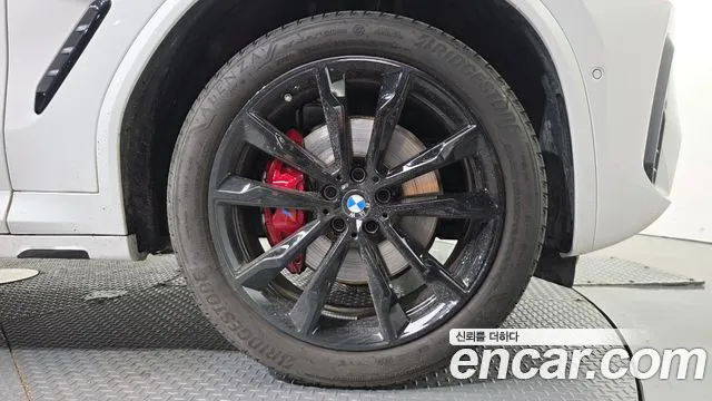 BMW X4 xDrive20i M Sport Pro Special Edition — Фото автомобиля 18