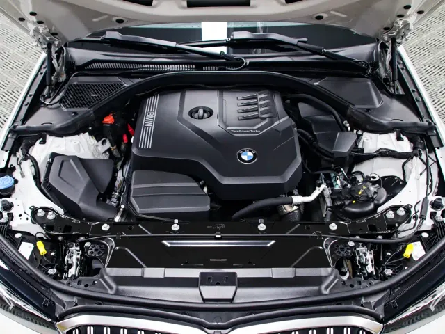 BMW 3 Series — Фото автомобиля 19