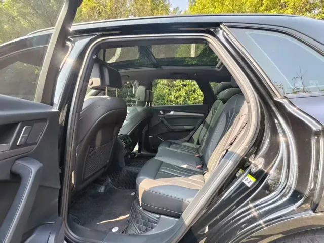 Audi Q5L — Фото автомобиля 6
