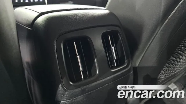 Hyundai Tucson Tucson (NX4) Дизель 2.0 4WD — Фото автомобиля 30