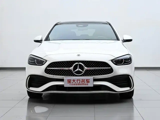 Mercedes-Benz C-Class — Фото автомобиля 3