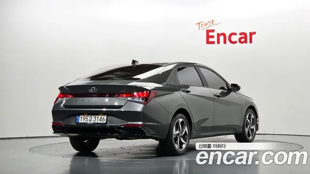 Фотография автомобиля — Hyundai Avante CN7