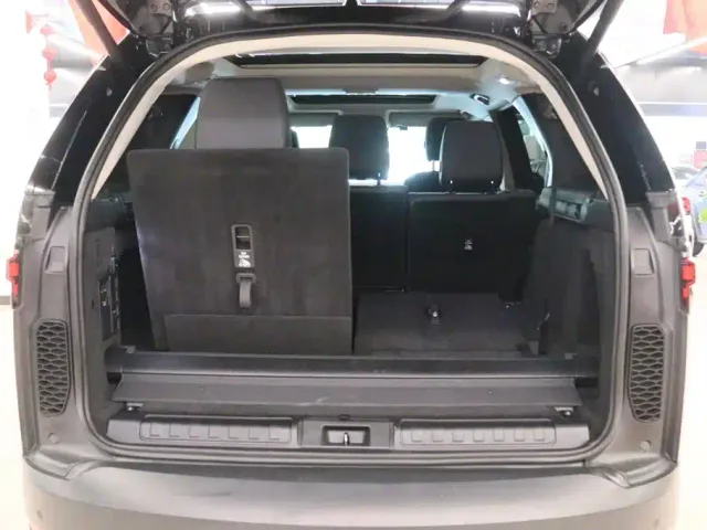 Land Rover Discovery — Фото автомобиля 21