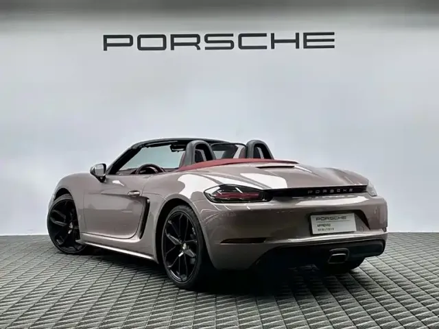 Porsche 718 — Фото автомобиля 6