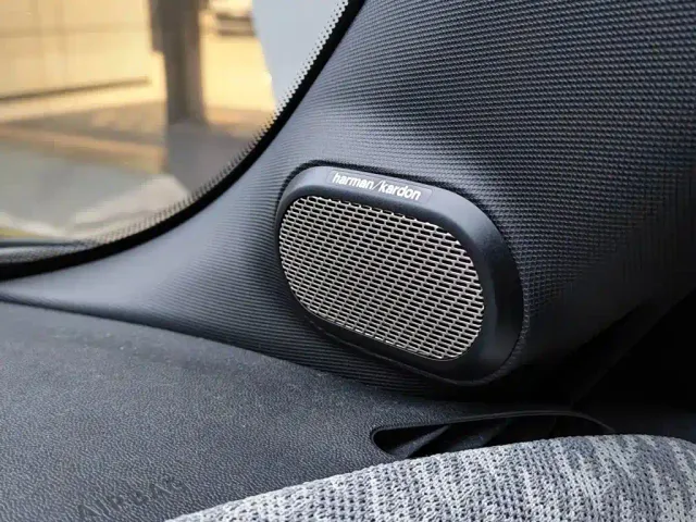 MINI Hatch — Фото автомобиля 16
