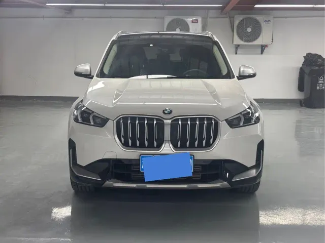 BMW X1 — Фото автомобиля 2