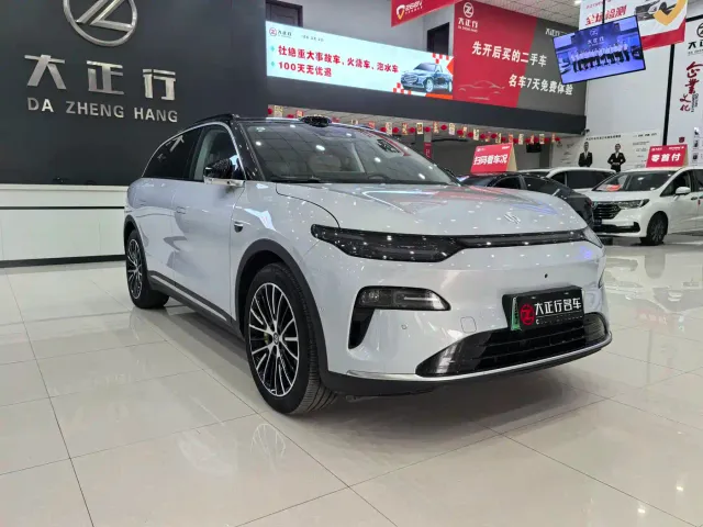 Leapmotor C11 — Фото автомобиля 2