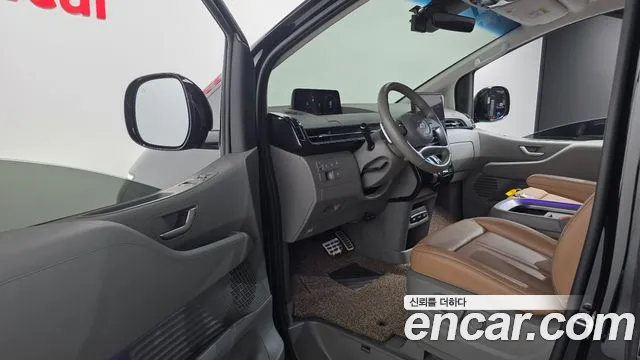 Hyundai Staria — Фото автомобиля 11