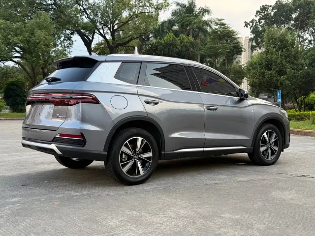 BYD Song Pro — Фото автомобиля 16