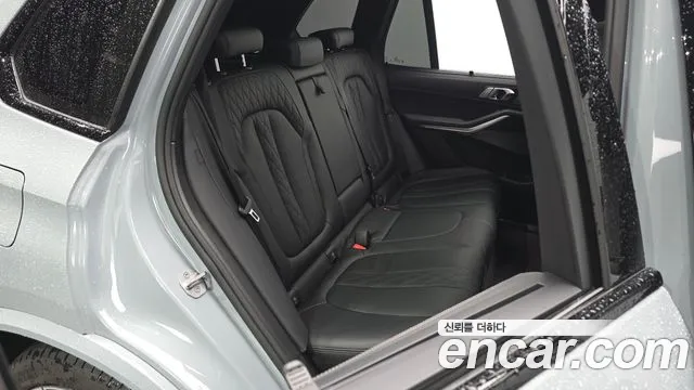 BMW X5 — Фото автомобиля 10