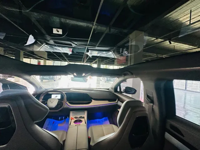 Hongqi Tian Gong 08 — Фото автомобиля 7