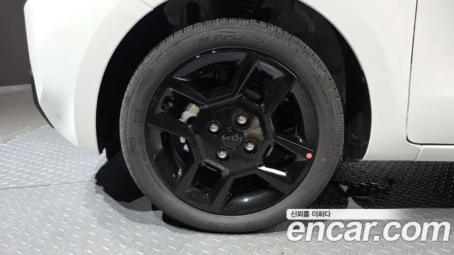 Kia RAY Новый Kia Ray Signature X Line — Фото автомобиля 5