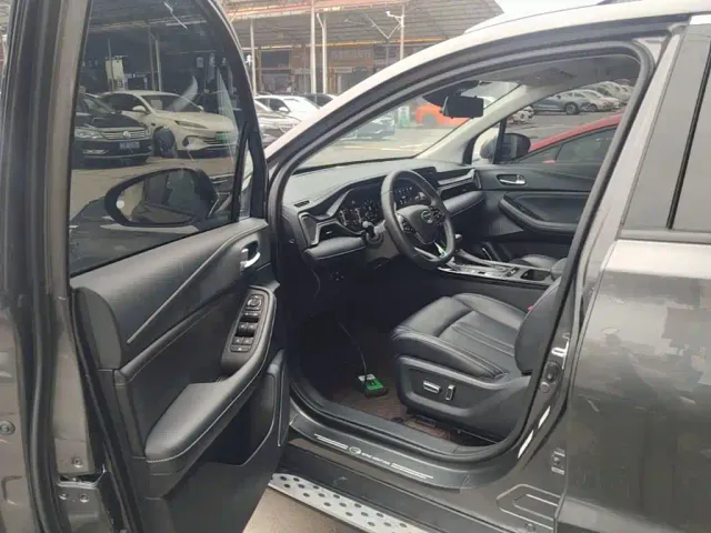 GAC Trumpchi Trumpchi GS4 2022 270T Auto Tech Edition — Фото автомобиля 11