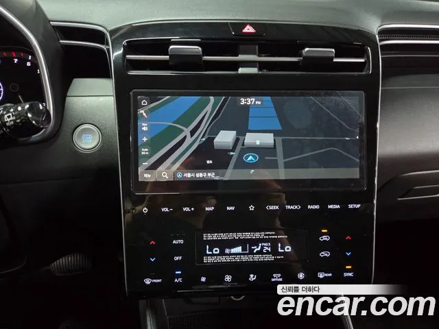 Hyundai Tucson Tucson (NX4) Бензин 1.6 турбо 2WD — Фото автомобиля 7