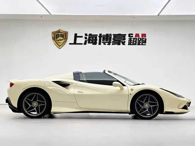 Ferrari F8 — Фото автомобиля 4