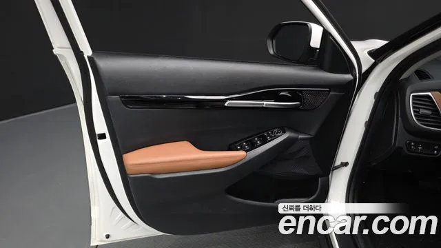 Kia Seltos New — Фото автомобиля 13