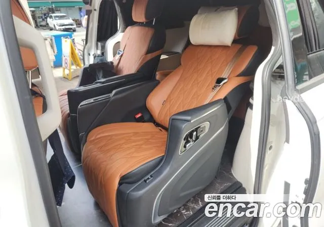 Kia Carnival — Фото автомобиля 5