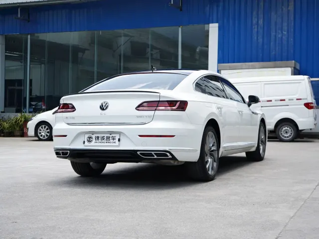 Volkswagen CC — Фото автомобиля 9