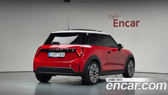 MINI Cooper 4th Gen — Фото автомобиля 2