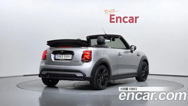 Фотография автомобиля — MINI Cooper Convertible