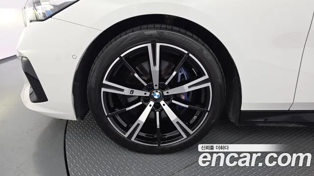 BMW 5-Series 5 серия (G60) 530i xDrive M Sport — Фото автомобиля 5