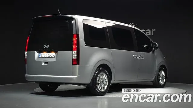 Hyundai Staria — Фото автомобиля 2