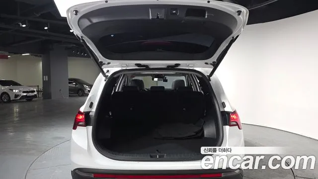 Hyundai Santafe Новый Santa Fe Дизель 2.2 2WD — Фото автомобиля 20