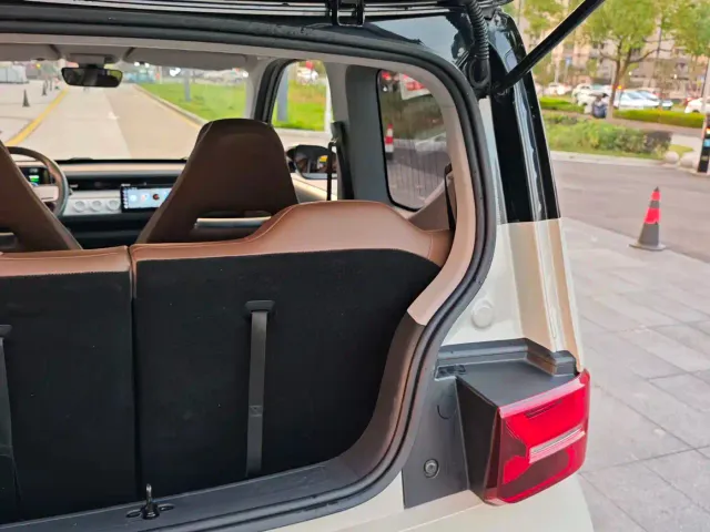 Wuling Hongguang Mini EV — Фото автомобиля 22