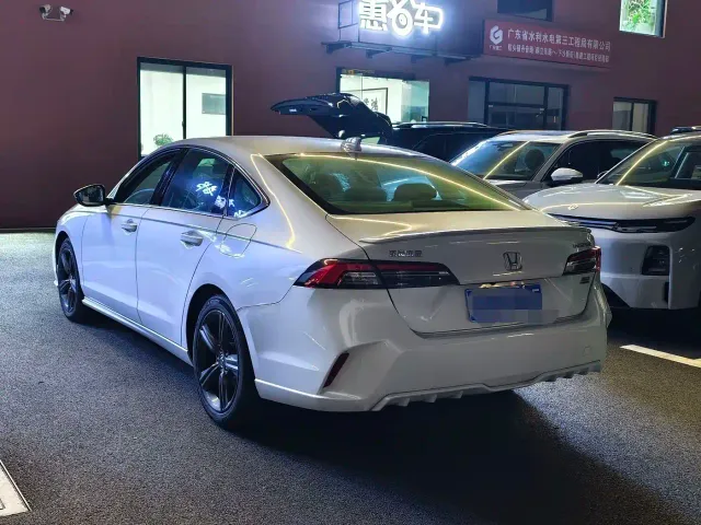 Honda Inspire — Фото автомобиля 7