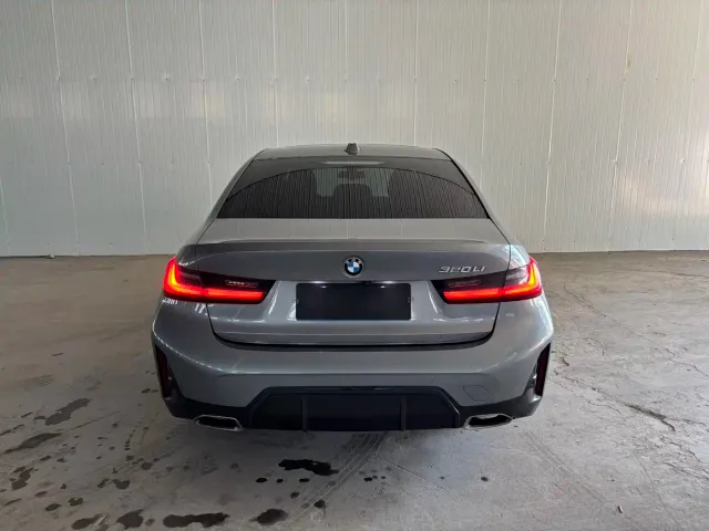 BMW 3 Series — Фото автомобиля 4