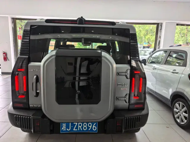 Jetour T2 — Фото автомобиля 2