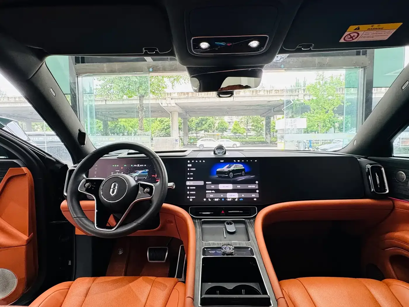 AITO Wenjie AITO M9 2024 Extended Range Max 42kWh 5-seater — Фото автомобиля 11