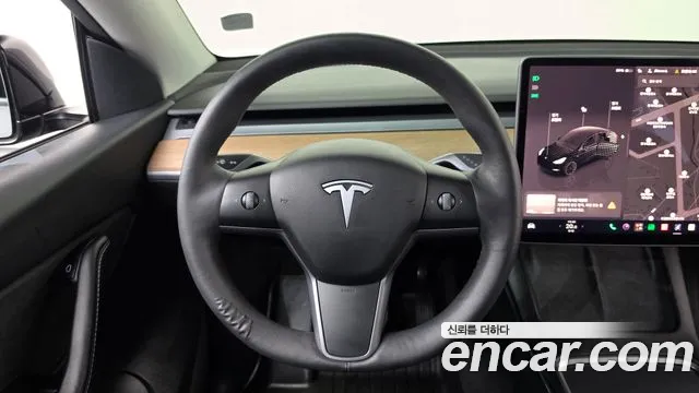 Tesla Model Y — Фото автомобиля 20