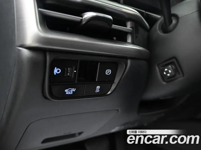 Hyundai Grandeur Grandeur (GN7) 2.5 Бензин 2WD — Фото автомобиля 13