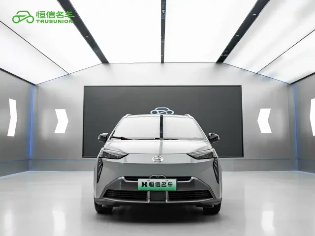 GAC Aion Y — Фото автомобиля 2