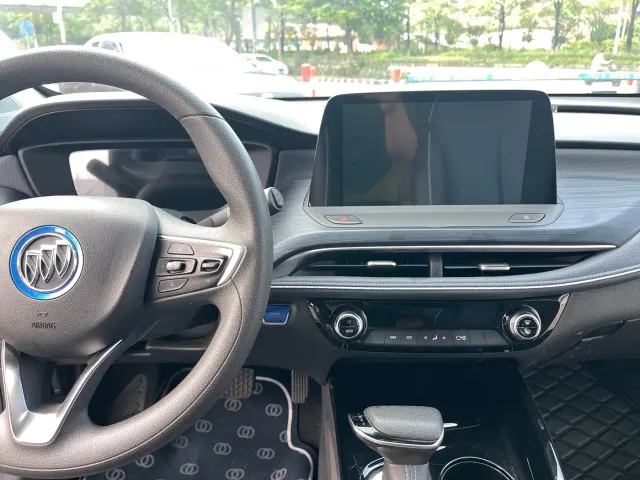 Buick Velite 6 — Фото автомобиля 15