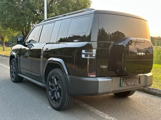BYD FangChengBao Titanium 7 — Фото автомобиля 11