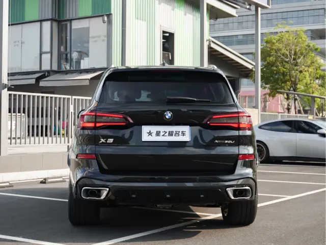 BMW X5 — Фото автомобиля 6