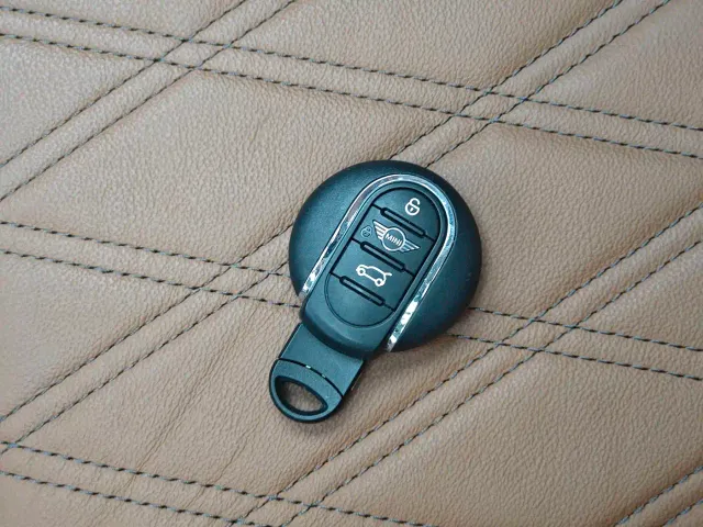 MINI Hatch — Фото автомобиля 9