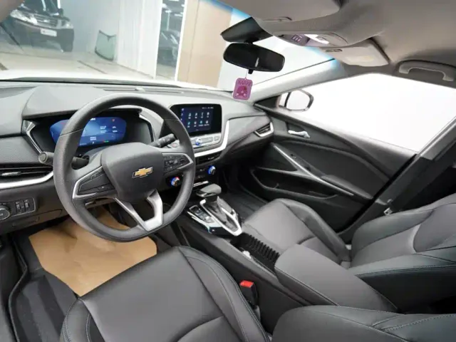 Chevrolet Menlo — Фото автомобиля 3