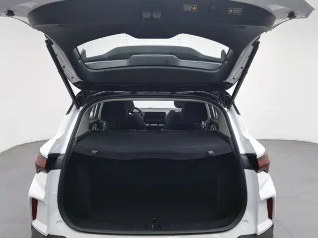 Geely Binyue 2022 Binyue COOL 1.5TD DCT Exciting Power Edition — Фото автомобиля 16