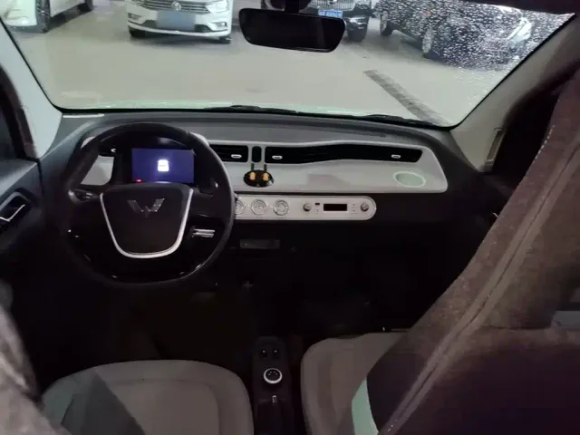 Wuling Hongguang Mini EV — Фото автомобиля 9