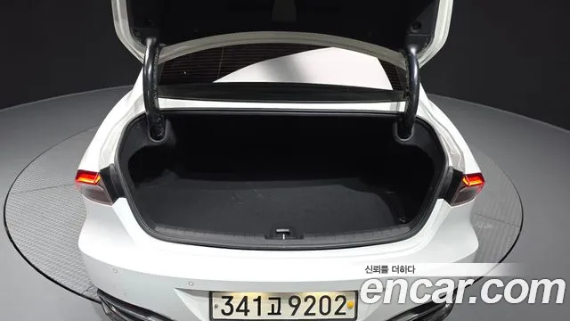 Hyundai Grandeur Grandeur (New) — Фото автомобиля 20
