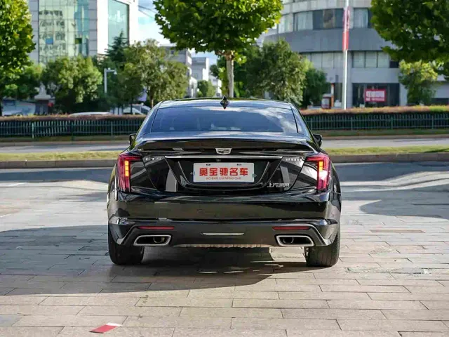 Cadillac CT5 — Фото автомобиля 16