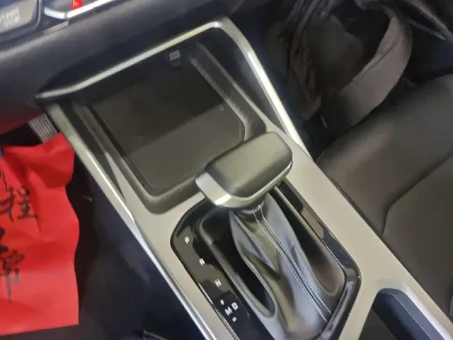 Geely Emgrand — Фото автомобиля 13